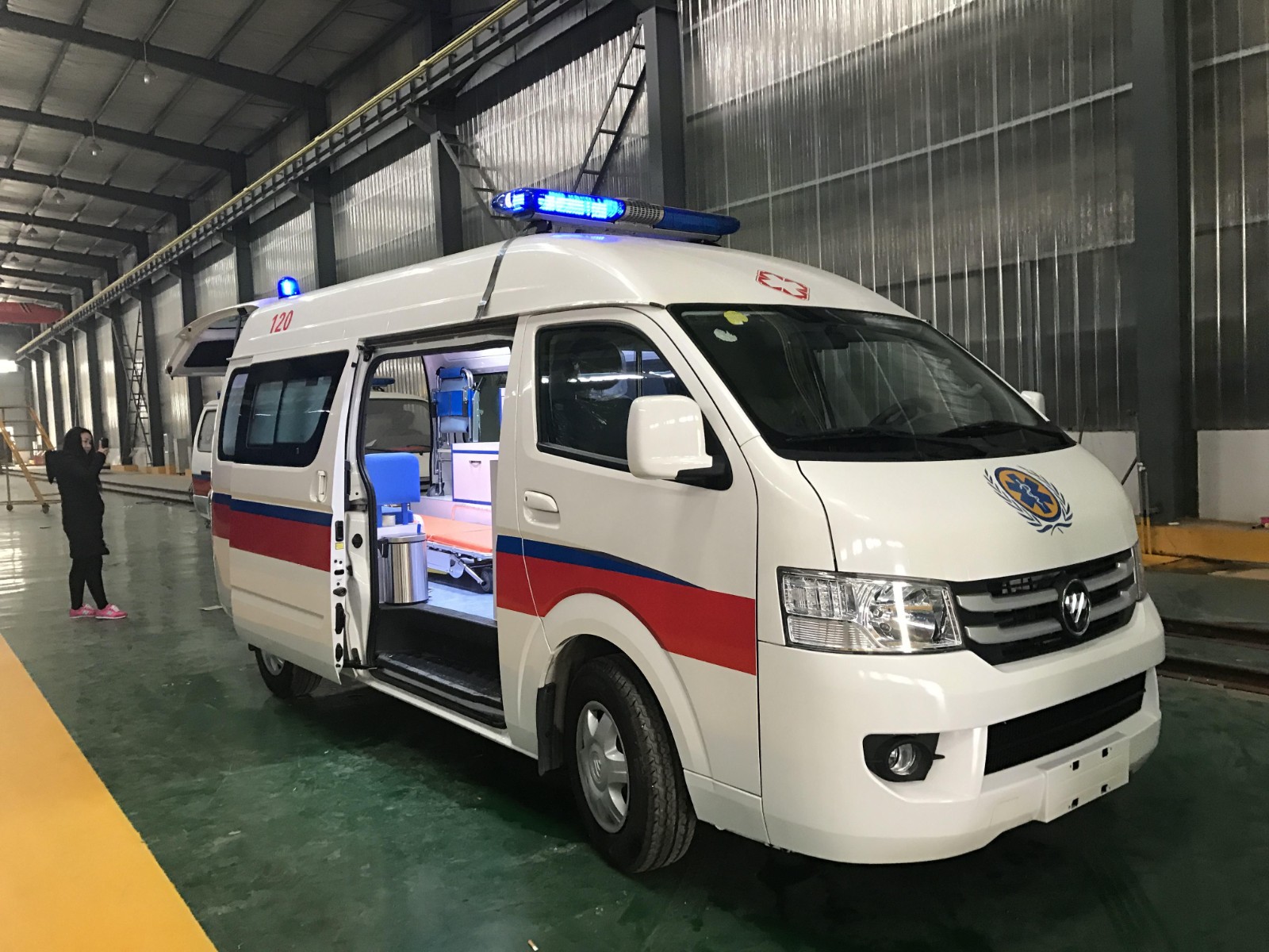 刚察县救护车转院